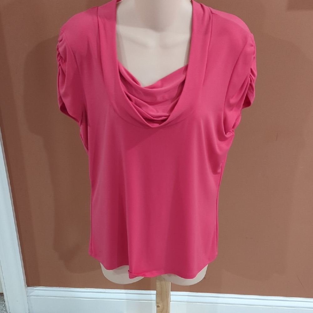 Elegant Women's Pink Drape Blouse